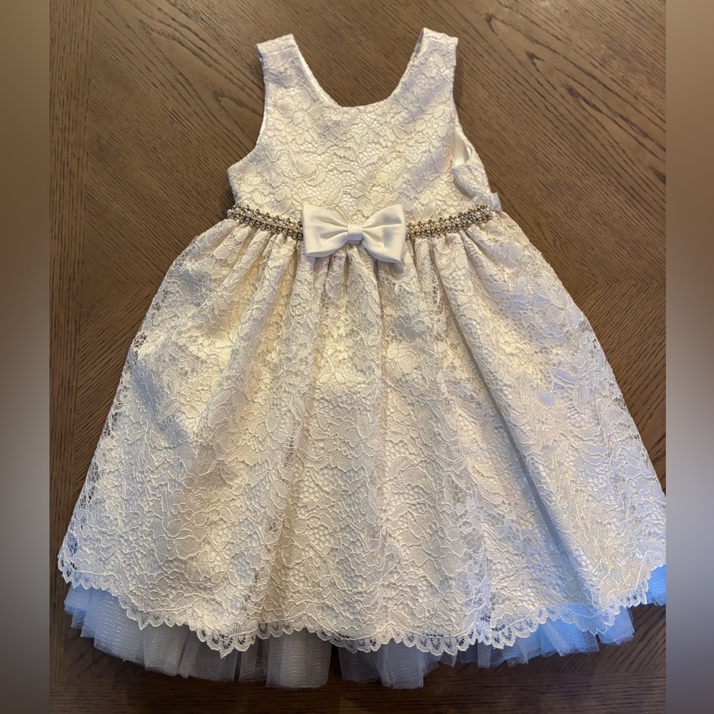 American Princess Ivory Lace Dress with Bow - Picture 2 of 12